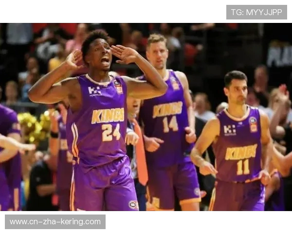 休斯顿火箭迎强敌激战四节鏖战到底展现团队默契与青春风暴